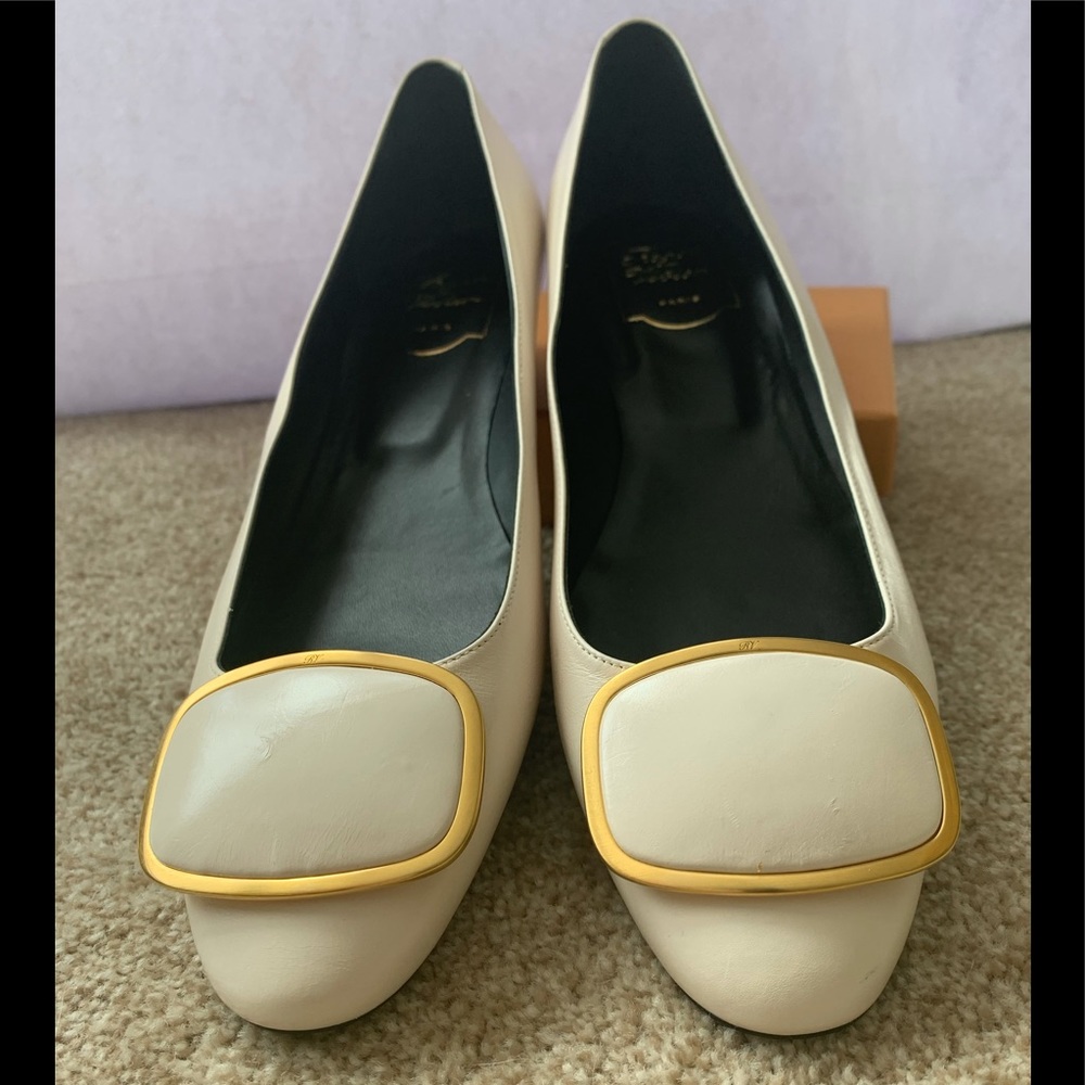 Roger Vivier - EU 40, US 9-9.5 - creme leather-